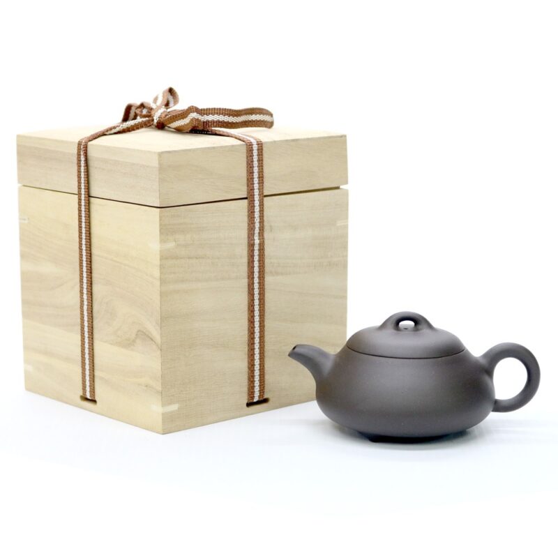 Black Clay Shi Piao Teapot